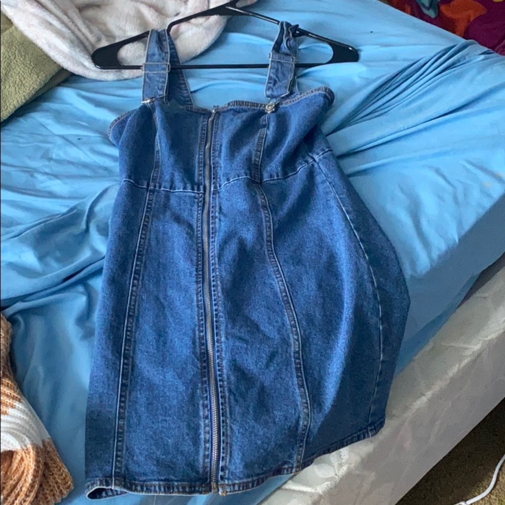 jean zip up dress from forever 21!